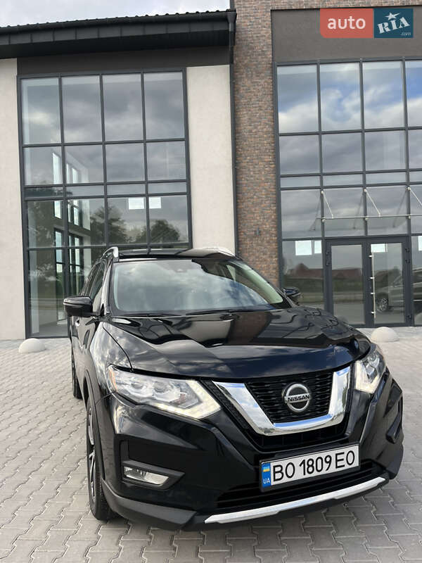 Nissan Rogue (2019)