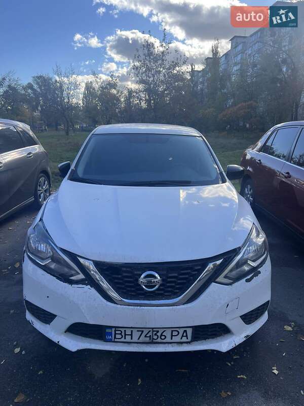 Nissan Sentra (2018)