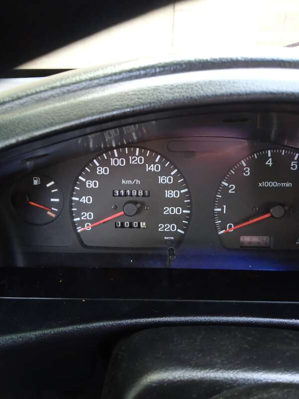 Nissan Sunny (1994)