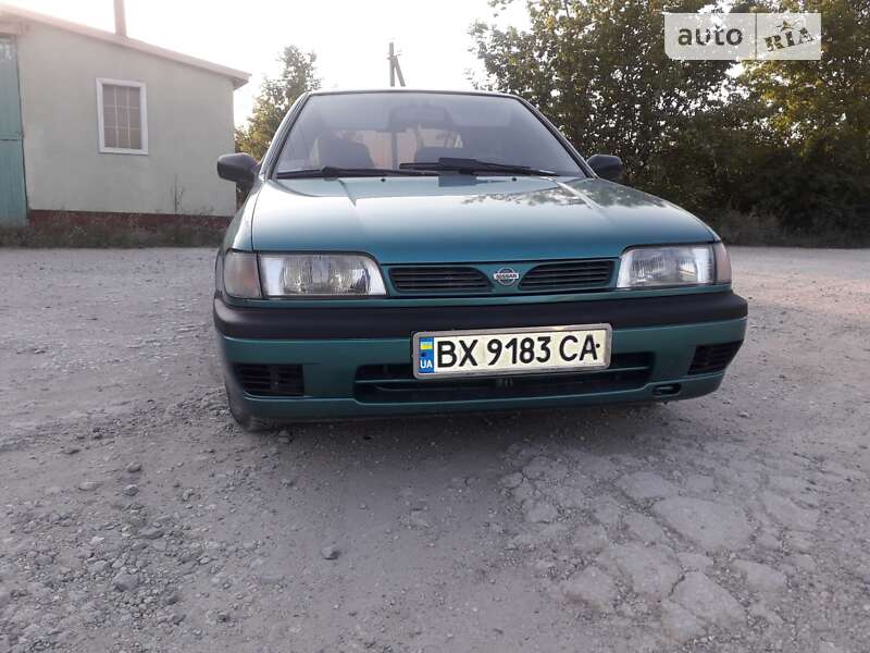 Nissan Sunny (1995)
