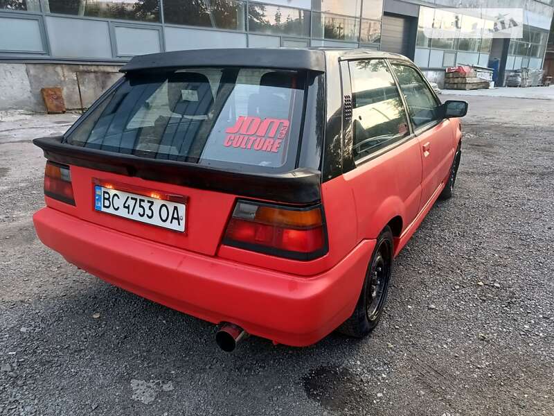 Nissan Sunny (1990)