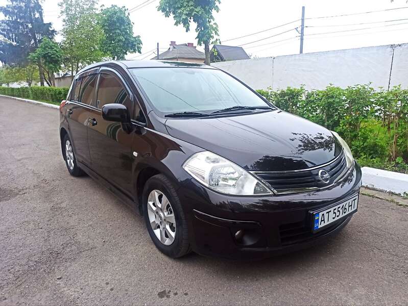 Nissan Tiida (2011)