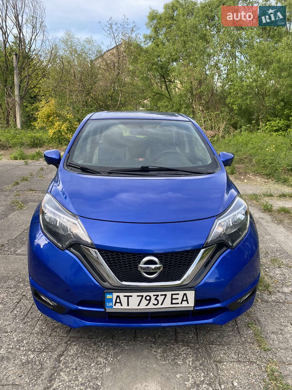 Nissan Versa note (2017)