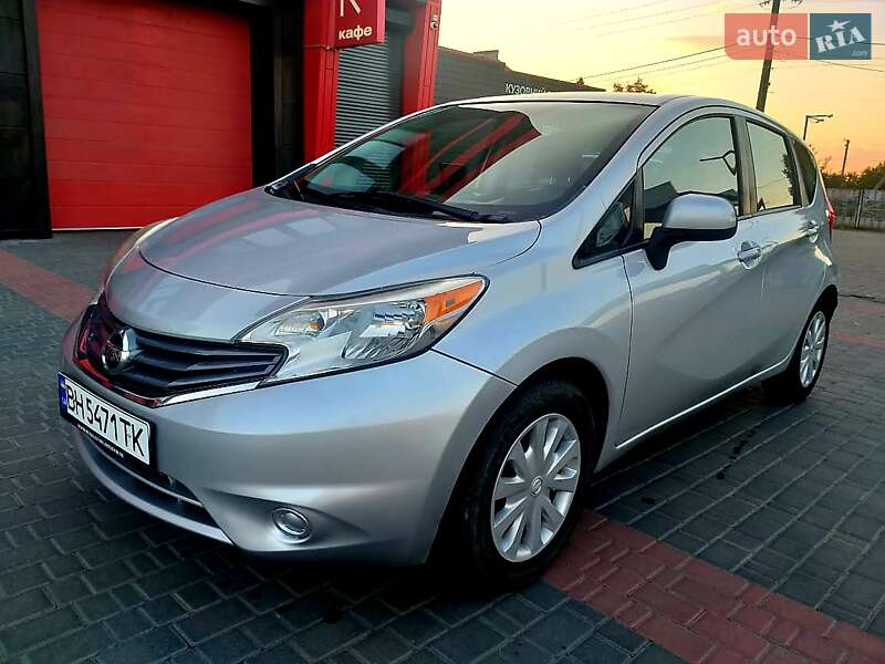 Nissan Versa note (2014)