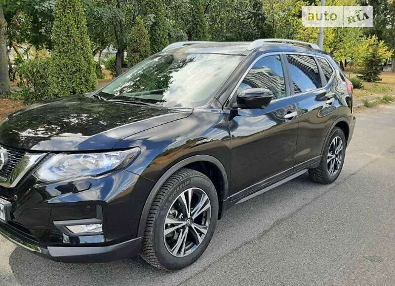 Nissan X-trail (2021)