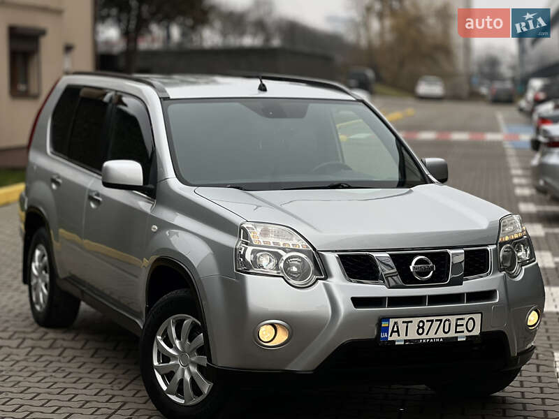 Nissan X-trail (2010)