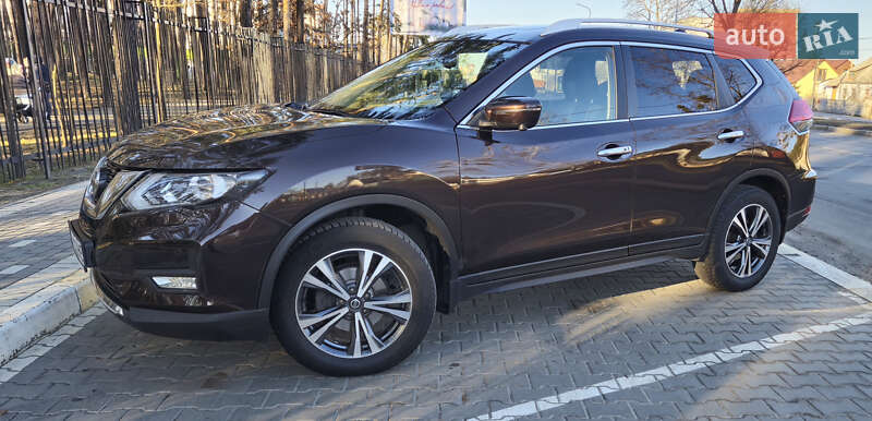 Nissan X-trail (2019)