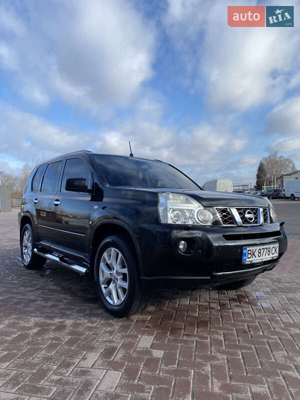 Nissan X-trail (2009)