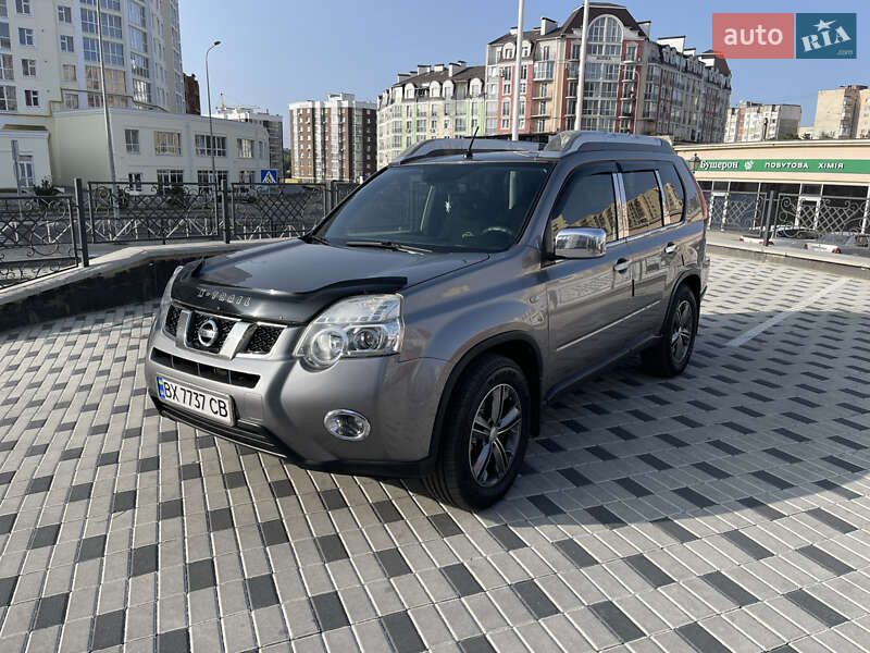 Nissan X-trail (2011)