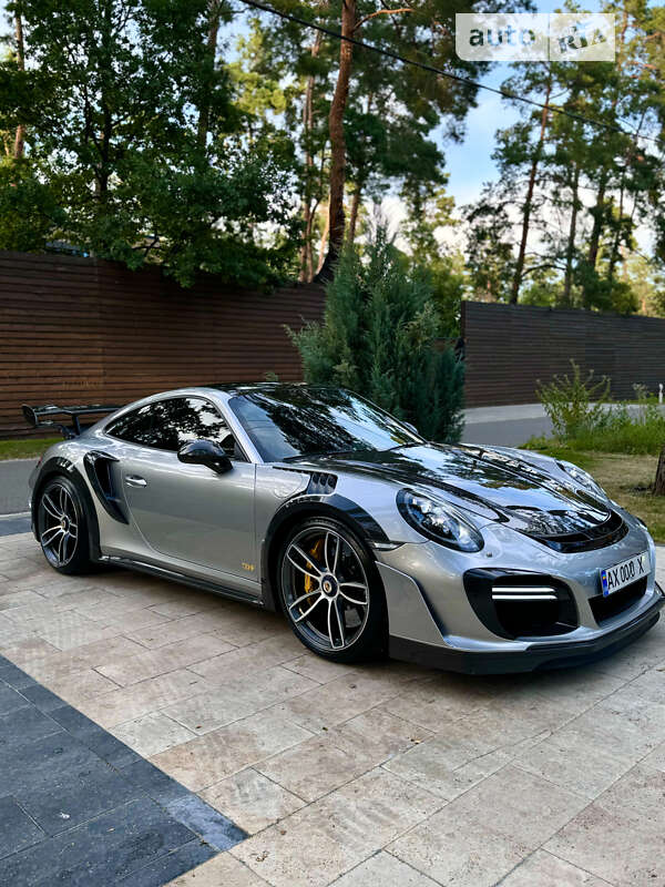 Porsche 911 (2016)