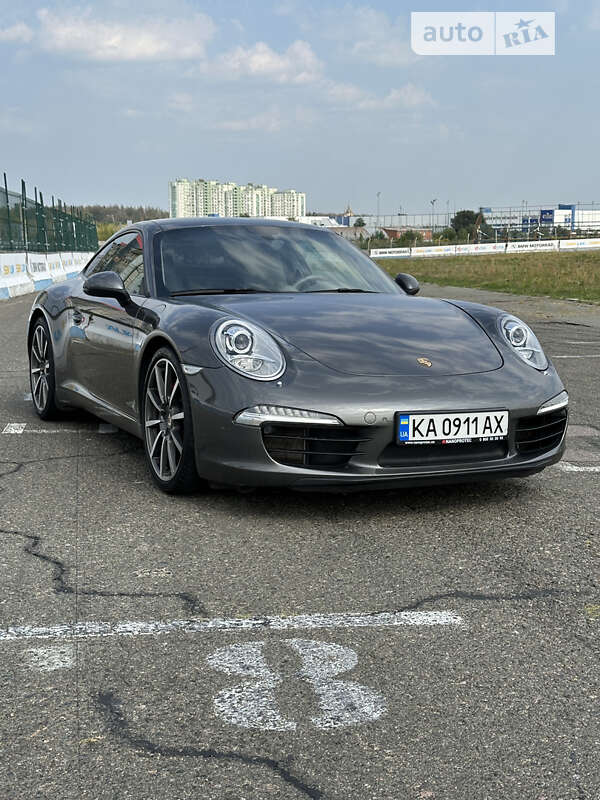 Porsche 911 (2013)