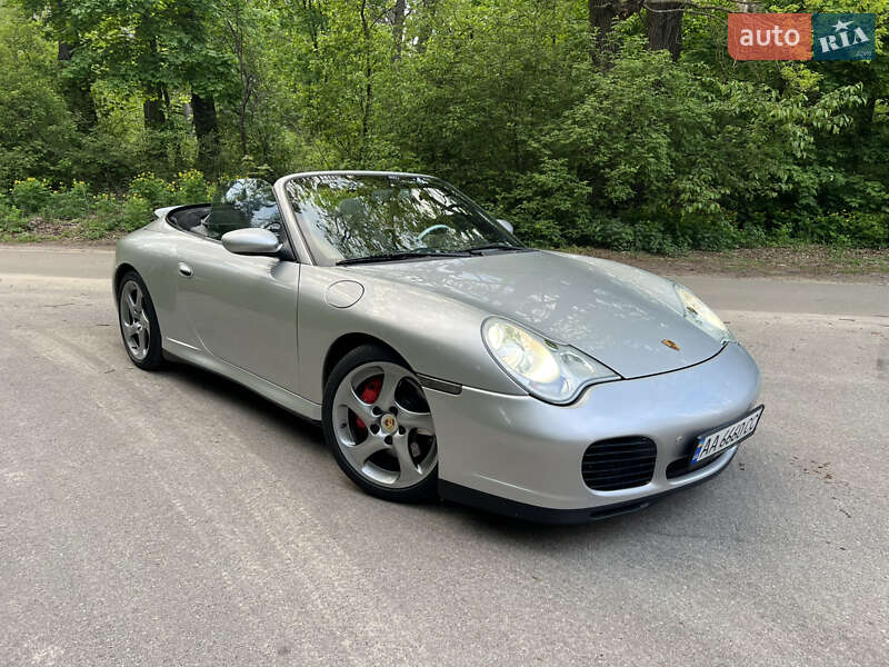 Porsche 911 (2004)