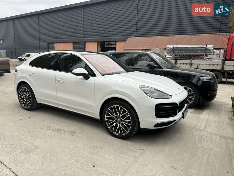 Porsche Cayenne coupe (2021)