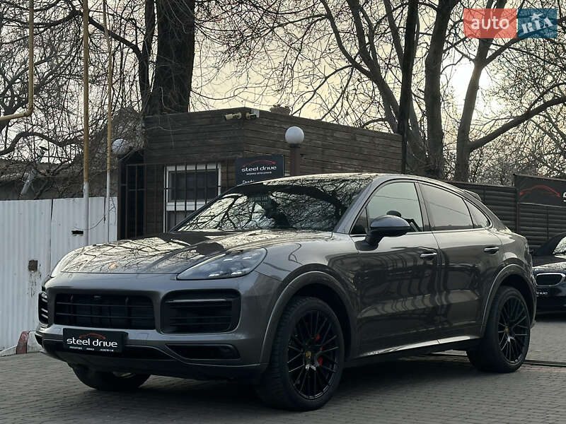 Porsche Cayenne coupe (2021)