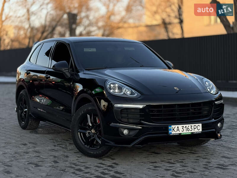 Porsche Cayenne (2016)