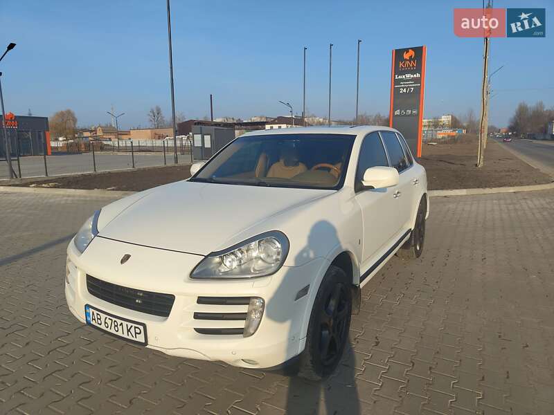Porsche Cayenne (2008)