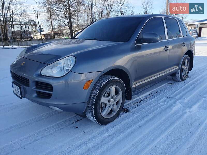 Porsche Cayenne (2005)