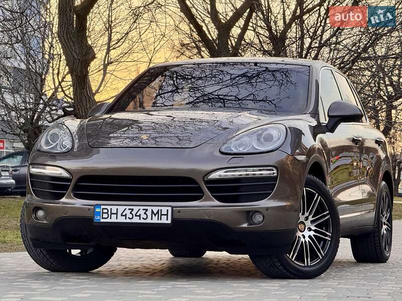 Porsche Cayenne (2011)