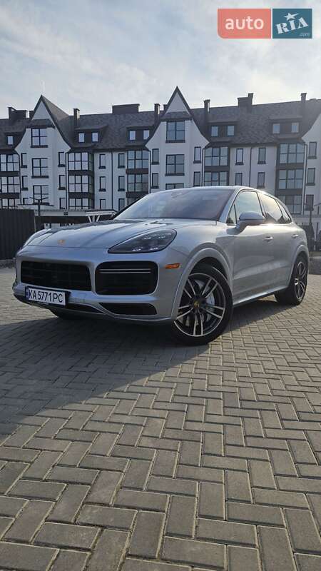 Porsche Cayenne (2023)