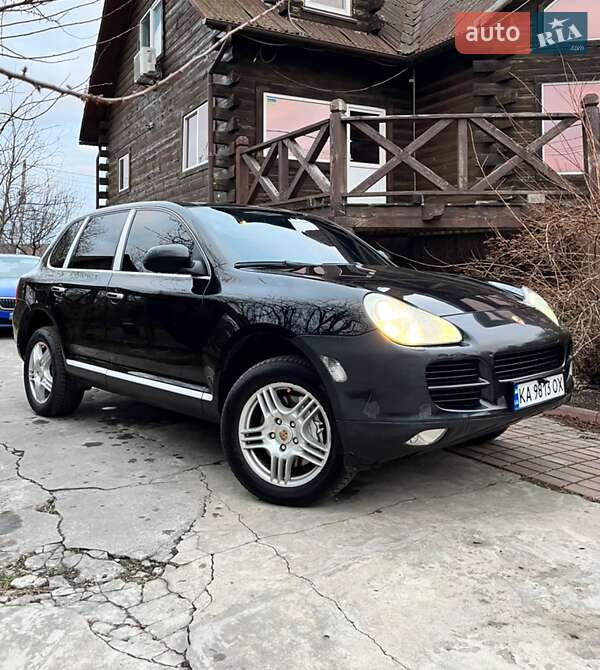 Porsche Cayenne (2004)