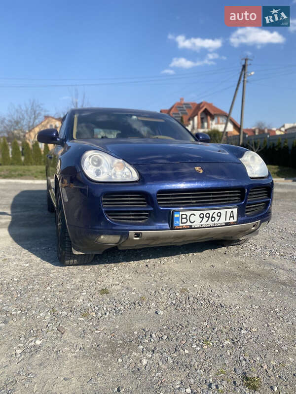 Porsche Cayenne (2006)