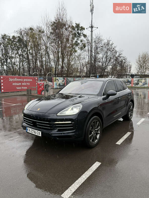 Porsche Cayenne (2019)