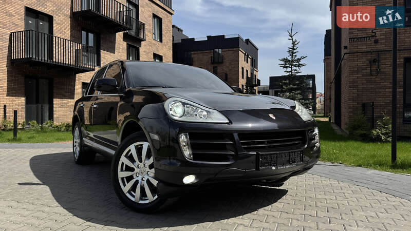 Porsche Cayenne (2009)