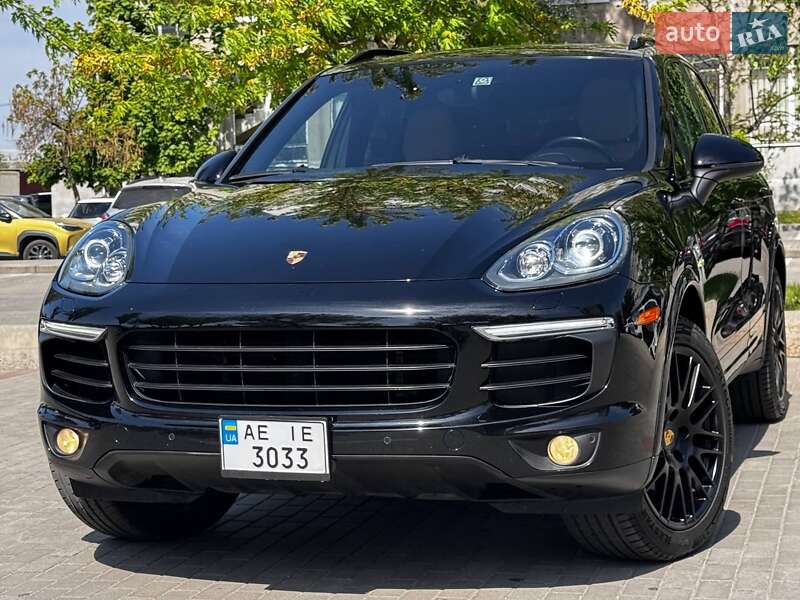 Porsche Cayenne (2017)