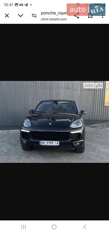 Porsche Cayenne (2015)