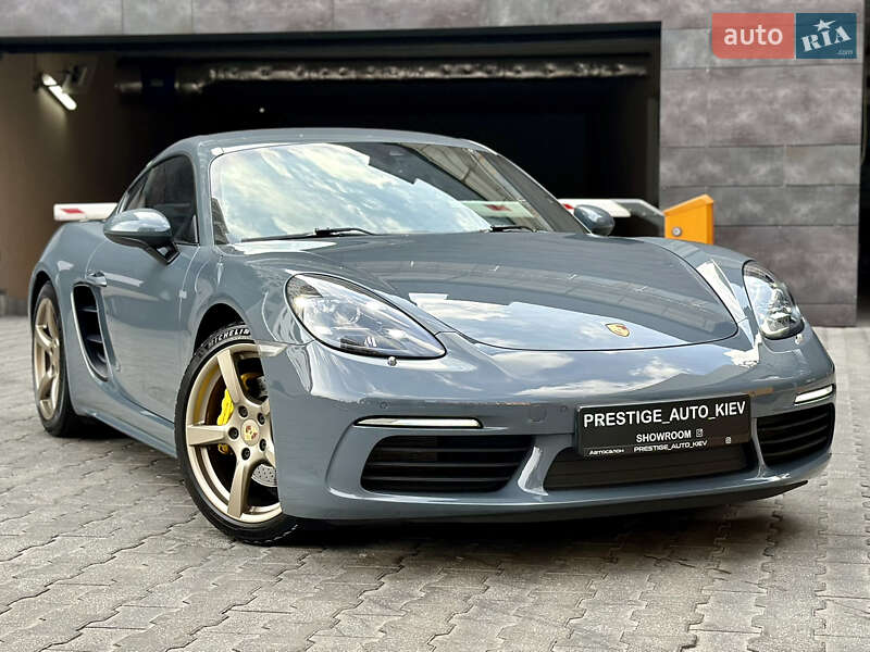 Porsche Cayman (2018)