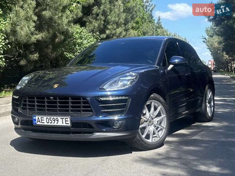 Porsche Macan (2018)