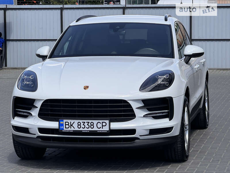Porsche Macan (2021)