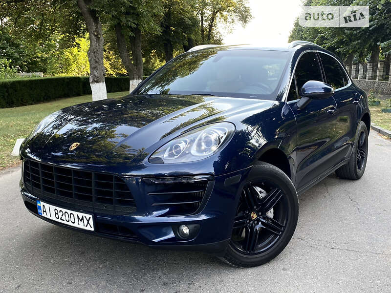 Porsche Macan (2015)