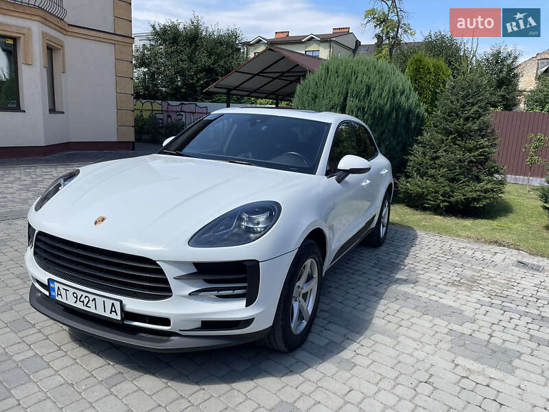 Porsche Macan (2021)