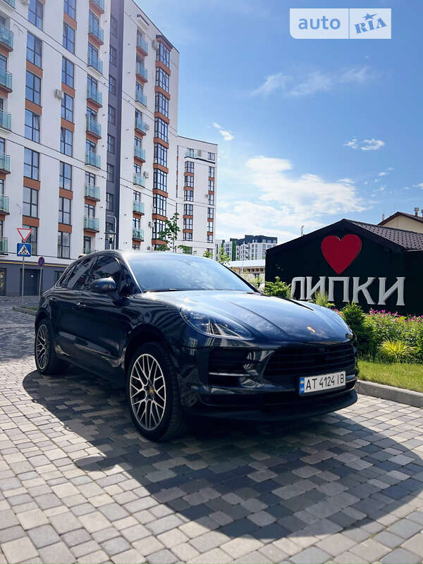 Porsche Macan (2019)