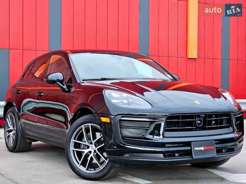 Porsche Macan (2022)