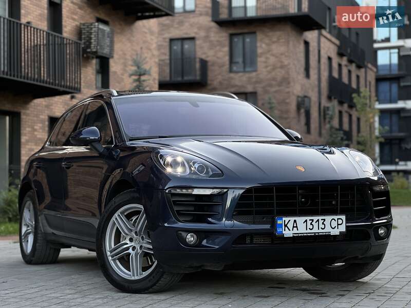 Porsche Macan (2014)