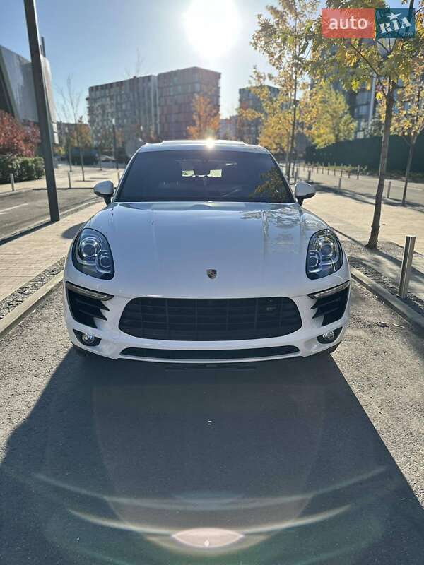 Porsche Macan (2014)