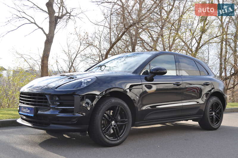 Porsche Macan (2020)