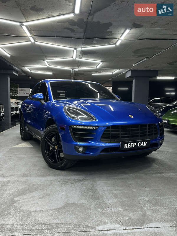Porsche Macan (2015)