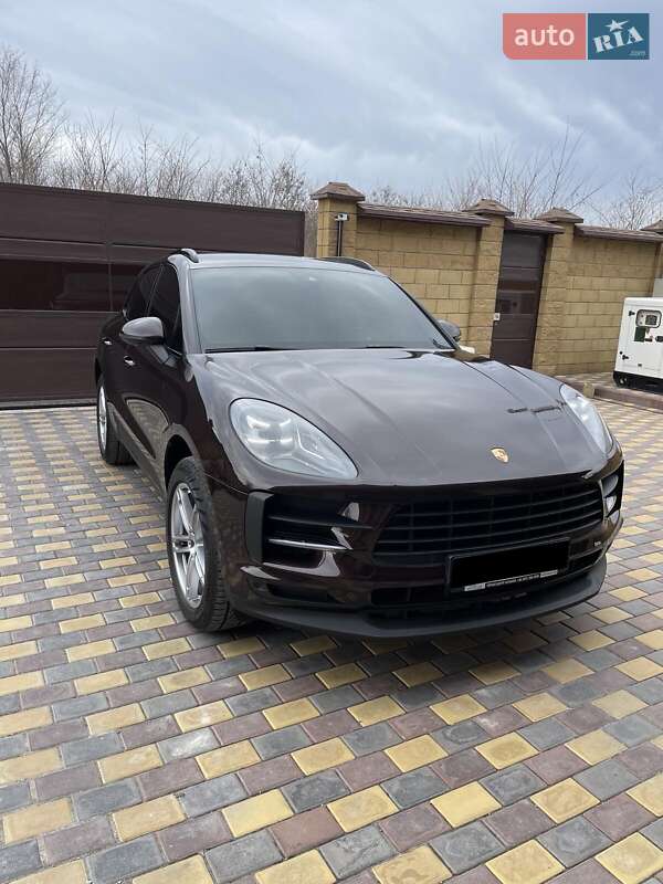 Porsche Macan (2019)
