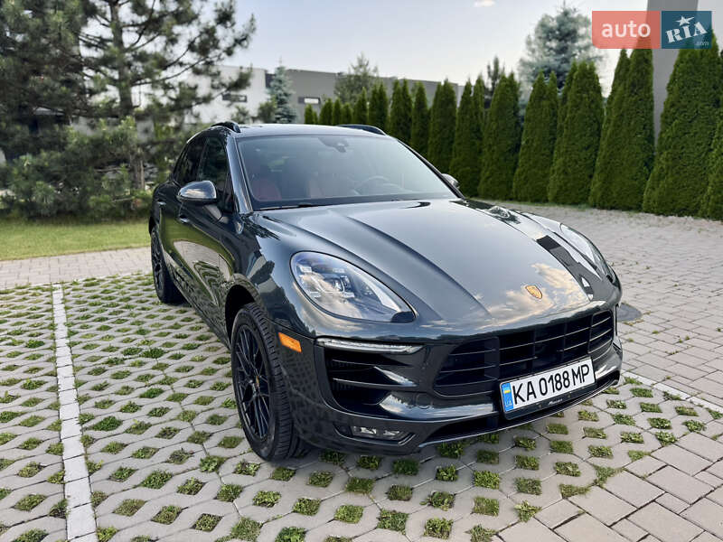 Porsche Macan (2018)