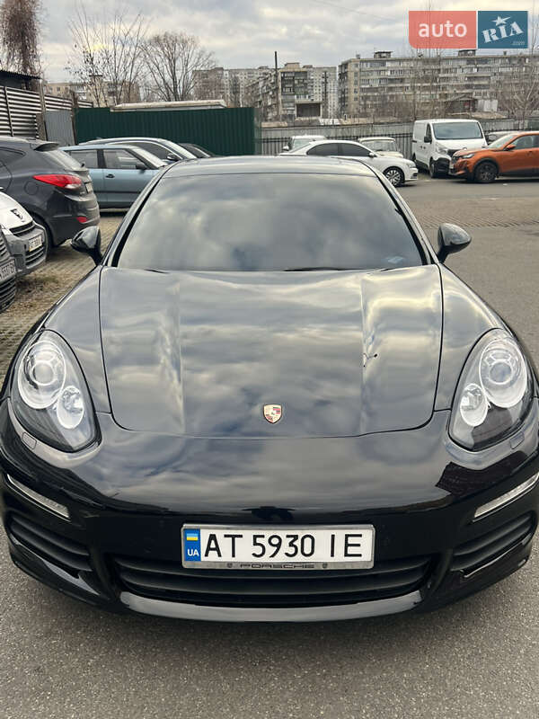 Porsche Panamera (2014)