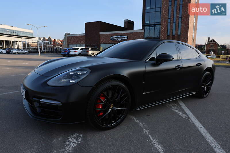 Porsche Panamera (2016)