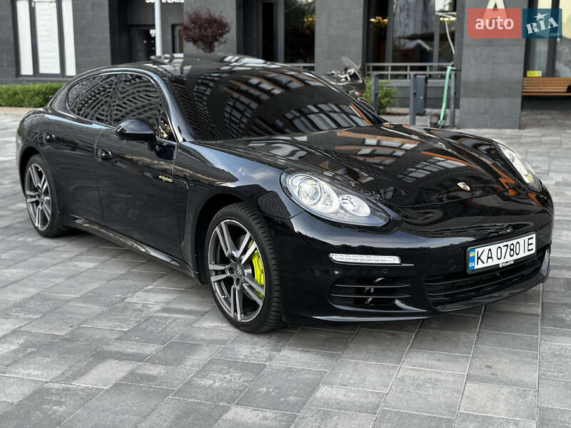 Porsche Panamera (2013)