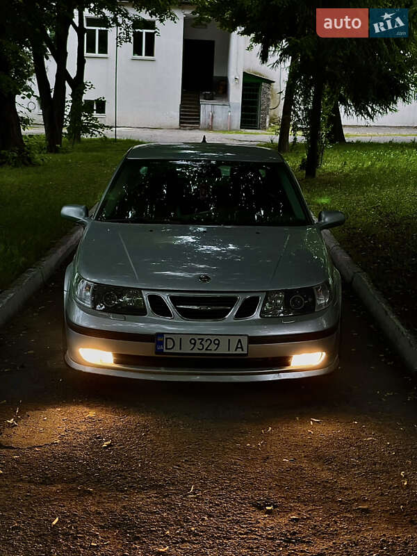 Saab 9-5 (2003)