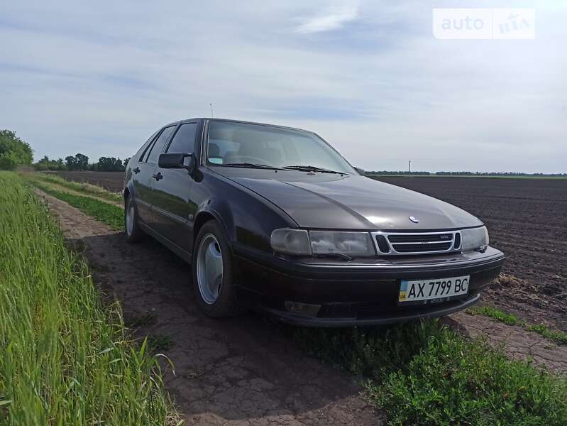 Saab 9000 cs 2.0 (1997)