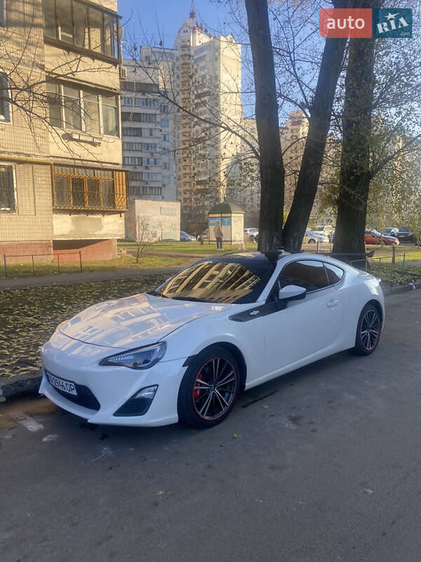 Scion Fr-s (2015)