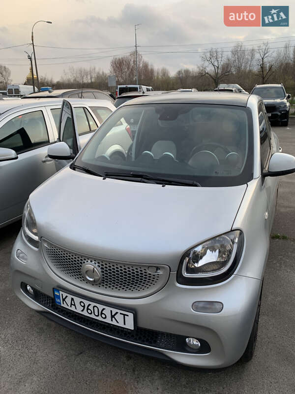 Smart Forfour (2016)