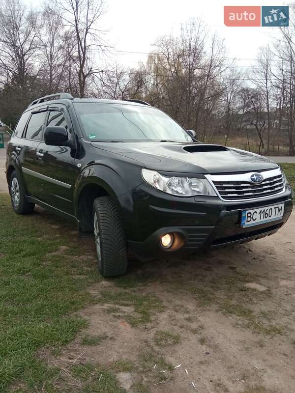 Subaru Forester (2010)